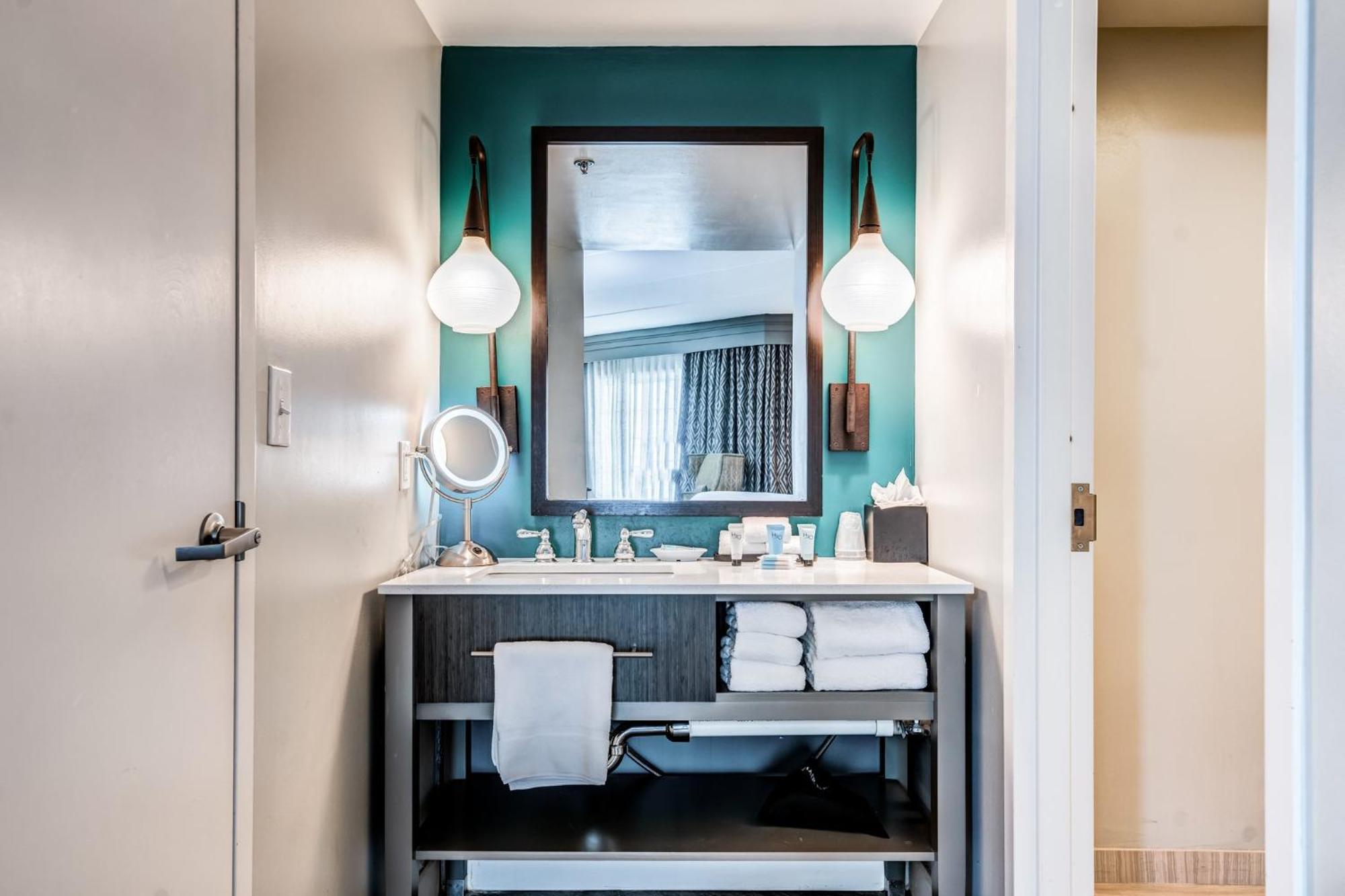 Hotel Indigo Atlanta Vinings By Ihg